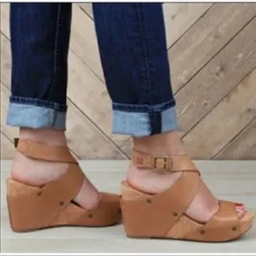 Lucky Brand “Moran” platform leather/cork wedge size 8 - Picture 2 of 7